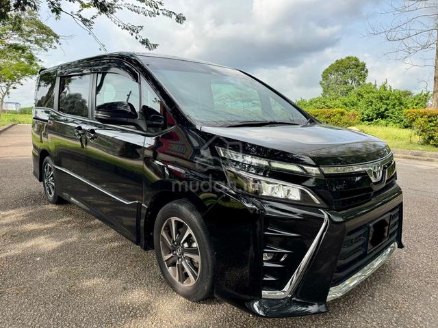 2020 Toyota VOXY 2.0 ZS KIRAMEKI II (A) - 1