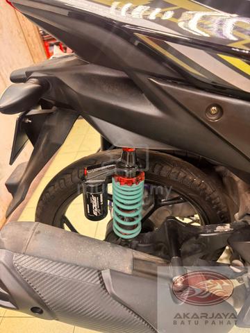 yamaha NVX  155 v2 1644  standard - photo 3 of 8