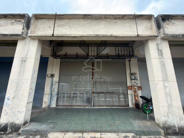 Single storey light industrial, Jalan Indah (beside Toll Rawang) 1