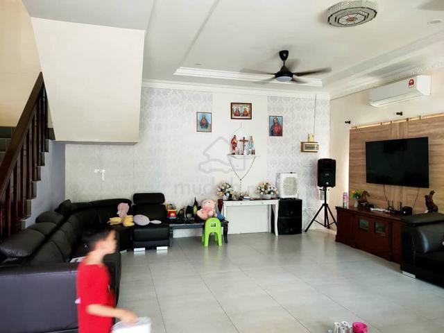 2 Tingkat Corner, Tmn Unigarden ph8 lorong merdang Kota Samarahan 2