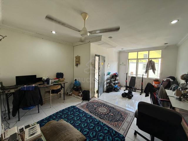 Summer Park Townhouse @ Seri Alam 1