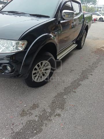 2014 Mitsubishi TRITON 2.5 KB4TGJRXZR FACELIFT (A) - 2
