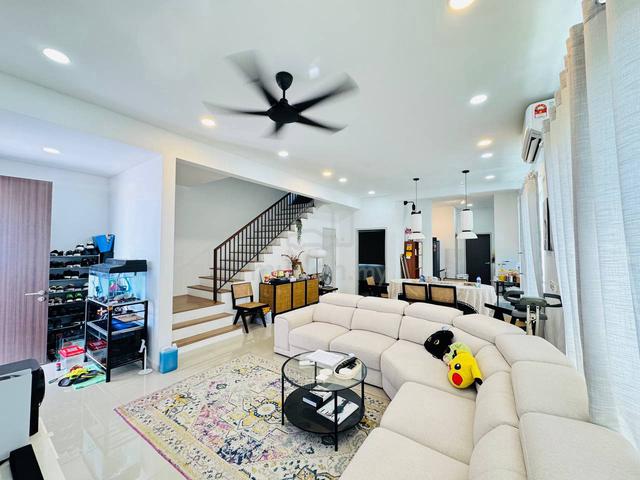 CORNER LOT 🔥 FACiNG OPEN 🔥 2 Storey Terrace Serene Heights Semenyih 5