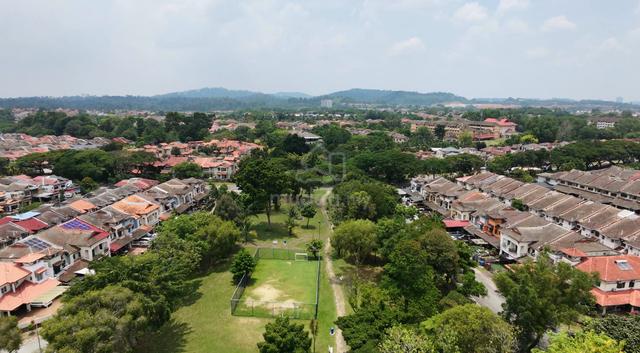 Bukit Jelutong Kubah Residence Gated Guarded Facing Green Padang 1