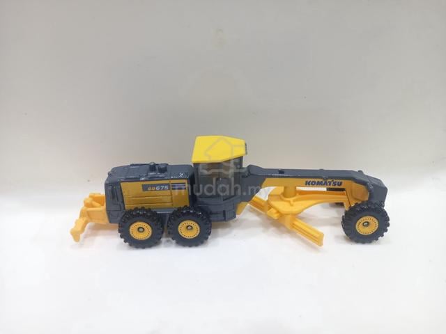 Tomica Long Type No. 140 Komatsu Motor Grader GD67 - photo 5 of 6