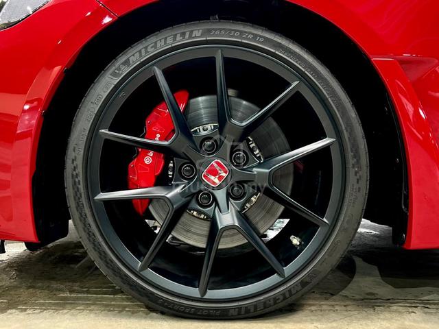 2024 Honda CIVIC 2.0 TYPE R RED COLOUR GRADE 6A - 5