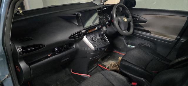 2009 Toyota WISH 1.8 X (A) - 4