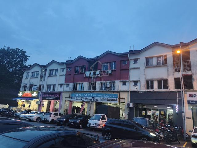 Antilia Shop Apartment 1