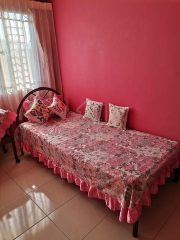 Room for Rent at Ampang Boulevard | Female only 1