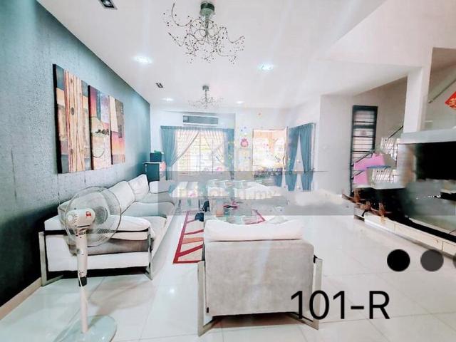 Renovated &Extended!! 22x75 3R4B Canal Garden 2Sty House Kota Kemuning 1