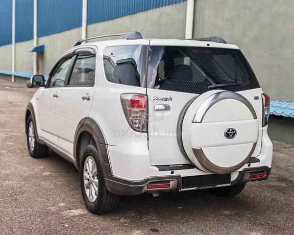 2012 Toyota RUSH 1.5 G F700RE FACELIFT (M) - 2