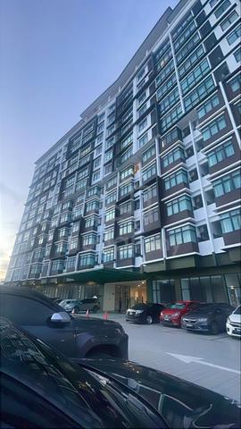room wth aircond,bed and cabinet for rent 1