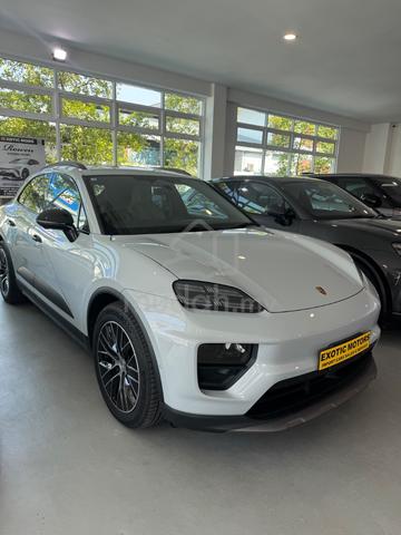 Porsche Macan 4 Electric 2025 + Porsche ID - 2