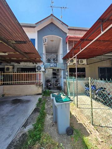 TOWNHOUSE Tingkat Atas Taman Merdeka Jaya Batu Berendam Melaka 1