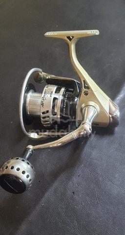 釣具 リール 黒ずむ RYOBI AP.Power 8000 未使用