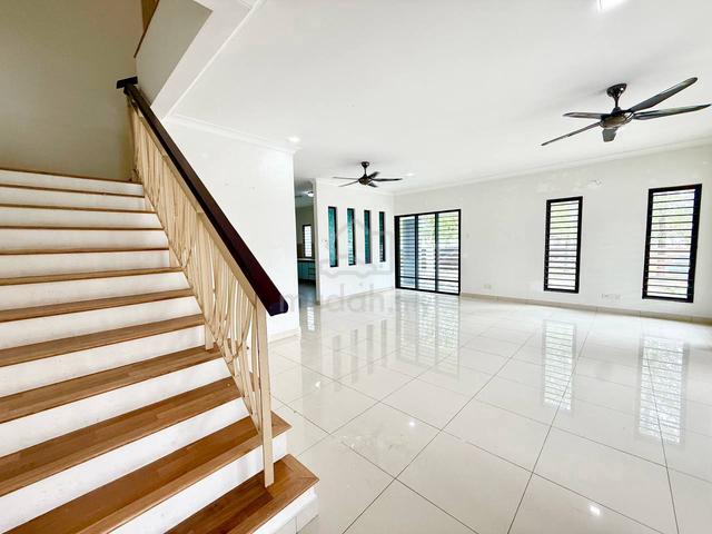 END LOT Double Storey Superlink Iltizam Alam Sari Bangi TERMURAH 1