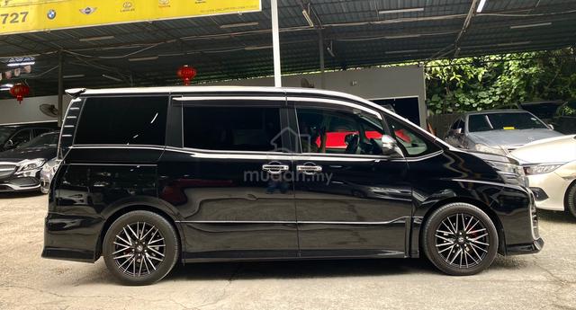 2015 Toyota VOXY 2.0 ZS KIRAMEKI 💥 3Year Warranty - 2