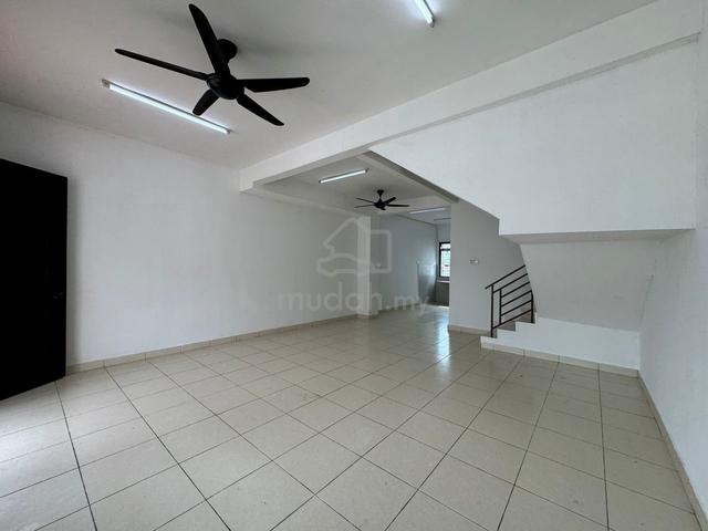 Senai @ Scientex Jaya @ Double storey house 1
