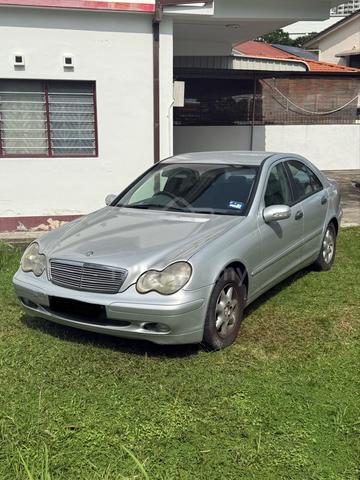2002 Mercedes Benz C-CLASS 2.0 180 (CKD) W203 (A) - 1
