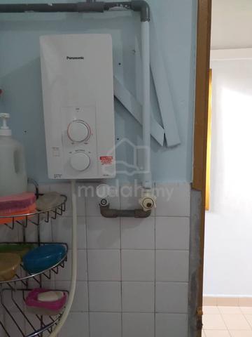 Section 14 room rent available 4