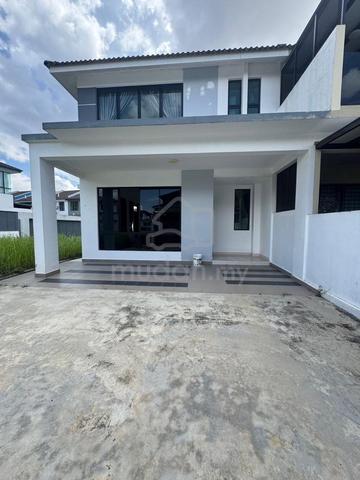 EndLot / Double Storey Terrace House Austin Duta/near seri Austin 1