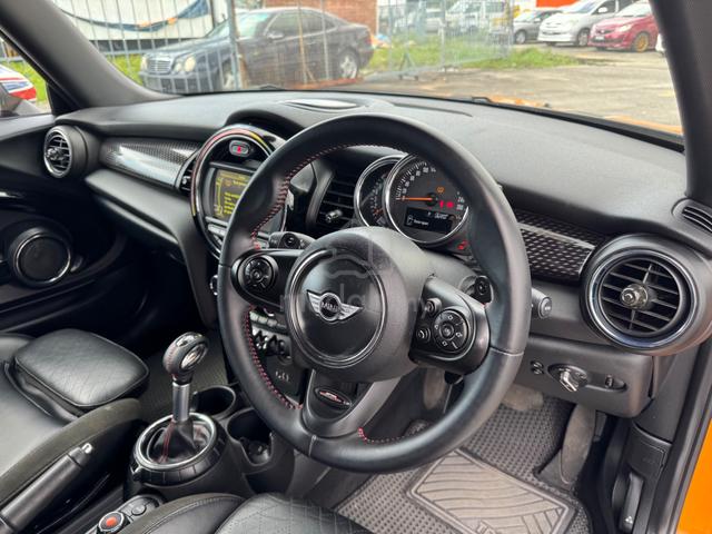 2017 Mini JOHN COOPER WORKS 2.0 (M) - 2