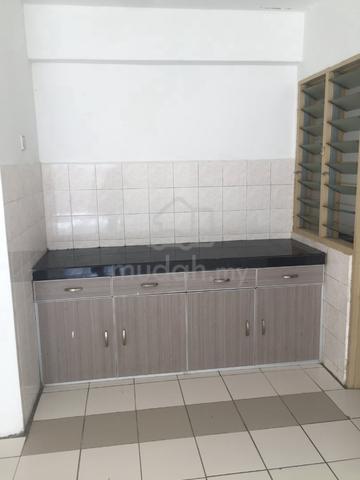 Apartment Taman Topaz 1