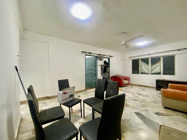 Kenaria Condominium 1
