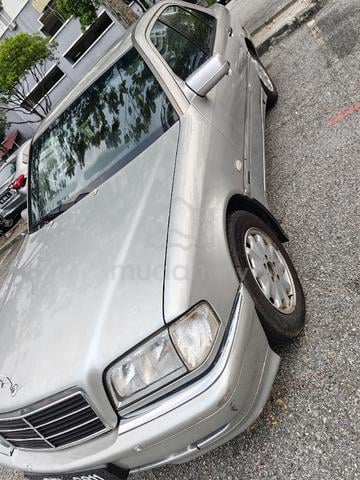 Mercedes Benz C 200 2.0 (A) 1997 - 2