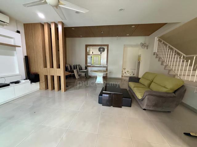 The Summit Park Bandar Putra Kulai Double Storey House 1
