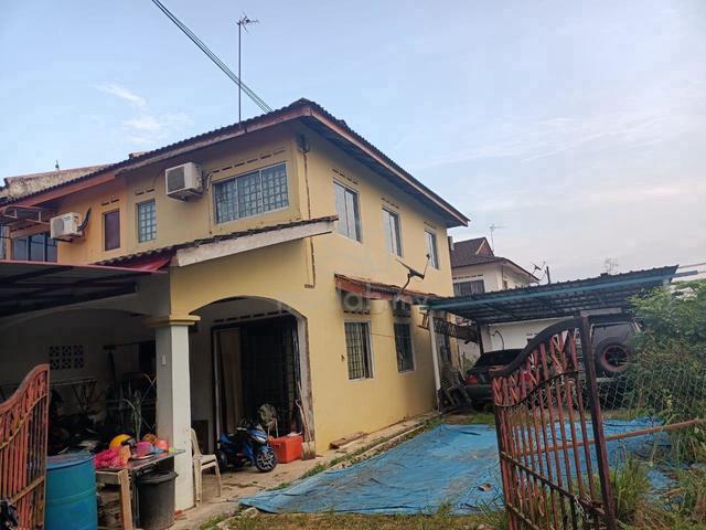For Rent Kota Masai@Double Storey Medium Cost Corner , 3 Bedrooms 1