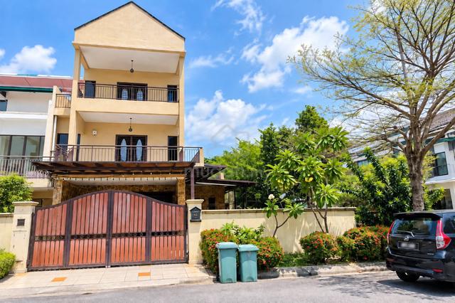 End Lot 3 Storey Terrace Extra 20ft Land Extended Sri Utara Kipark 1