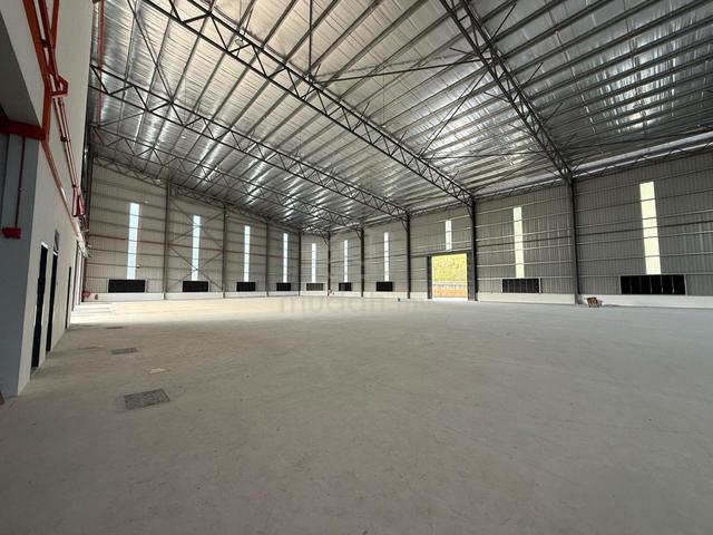 Shah Alam LYL U10 Detached Warehouse 161000sqft and 150000sqft 2unit f 3