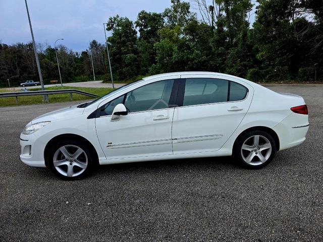 2013 Peugeot 408 2.0 (A) - 5