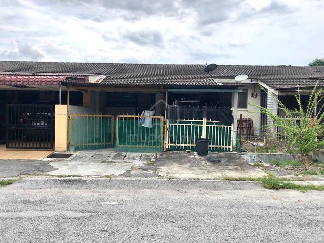 Pengkalan Single Storey Terrace House Renovated For Sale Ipoh 1