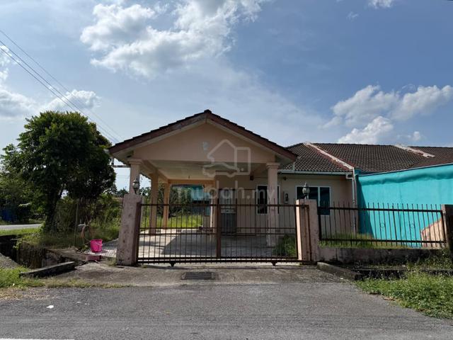 Single storey Corner Matang 6th miles near SMK 1