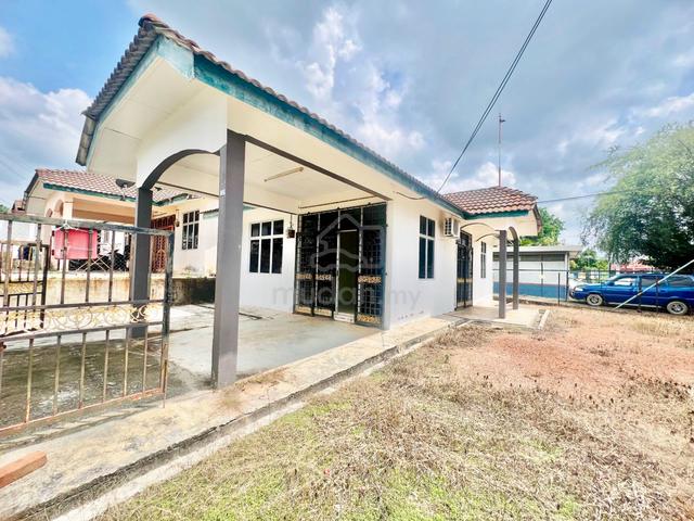 Corner Lot Teres Setingkat Taman Seri Pelangi Alor Gajah Melaka 1