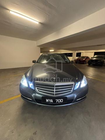2011 Mercedes Benz E200 CGI BlueEFCY - 4