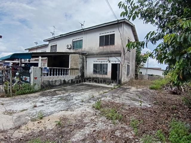 Rmh Murah Corner Lot (2849sqft) Tanah Besar @Tmn Muhibbah (Kluang) 1