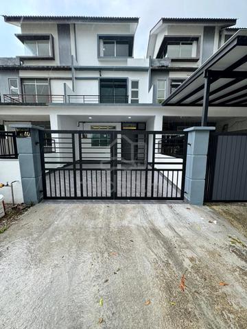 Taman Scientex Pasir Gudang Jalan Tiong  Double Storey House For Sale 1