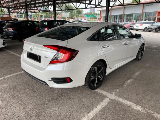 2019 Honda CIVIC 1.5 TC-P - Real ori low mileage ! - 4