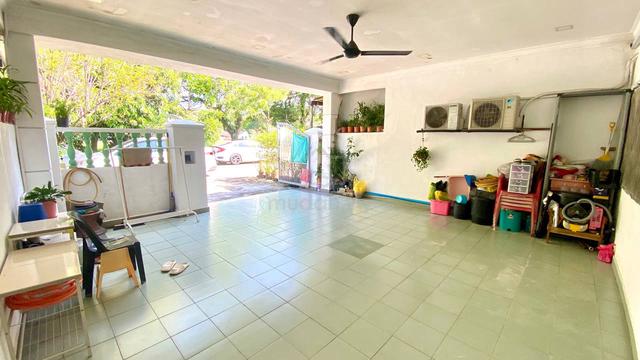Depan Taman - Single Storey Taman Sri Muda, Seksyen 25 Shah Alam 1