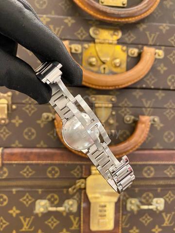 Carousel Image