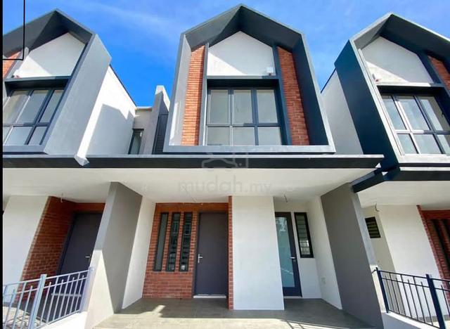 Ilham Residence Elmina East 1980sf b/up| 4R 3B | Double Storey Terrace 1