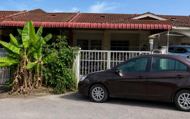 [SAVE UP 32K] Taman Indera Putera, 1,179 sf, Bota 1