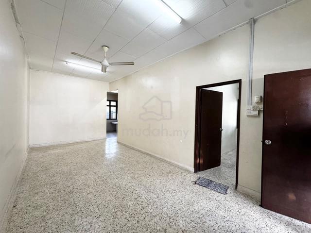 Taman Daya , Jalan Nipah, Corner Lot 1
