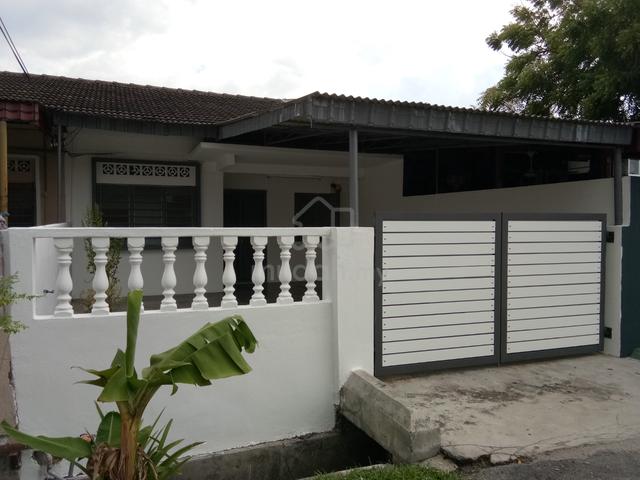 1-Storey House at Teluk Pulai, Klang (Huge built-up & Nice location) 1