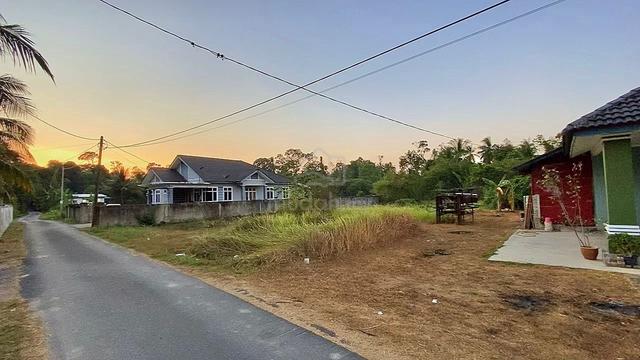 Tanah Banglo Kg Nilam Baru Kedai Mulong Tunjong (Lokasi Strategik) 1