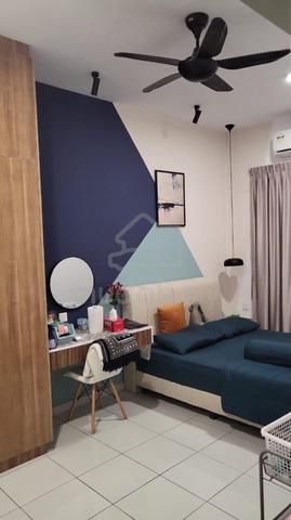 Residensi Adelia 4