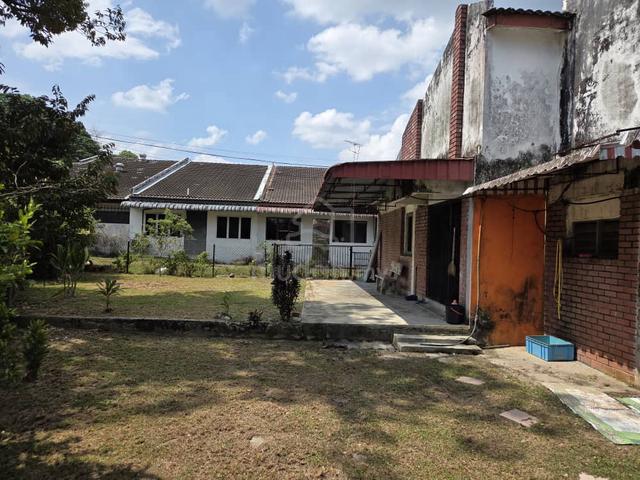 Freehold Single Storey Corner House For Sale Taman Lake View, Taiping 1